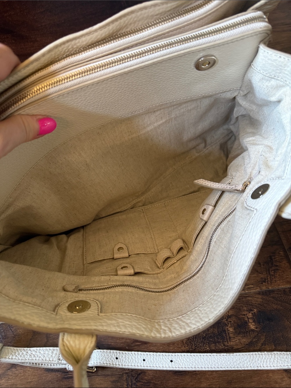 Mark & Graham Cream Leather Tote - Picture 6 of 16